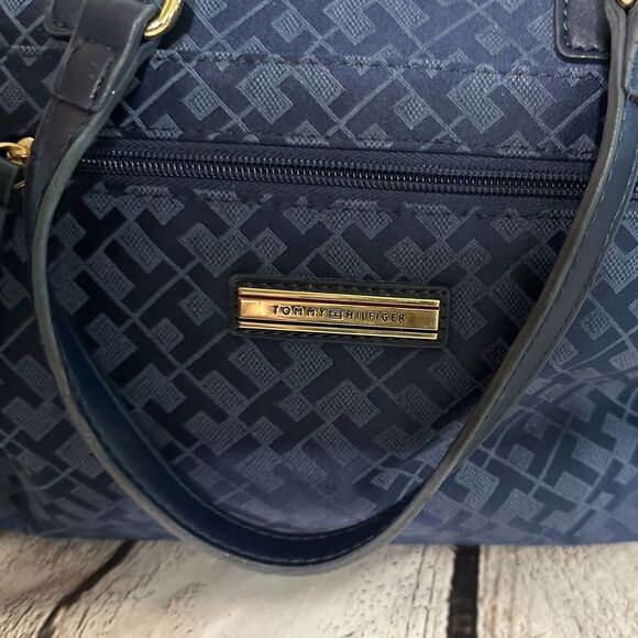 Tommy Hilfiger Navy Monogram Shoulder Bag with Gold Accents - Picture 4 of 5